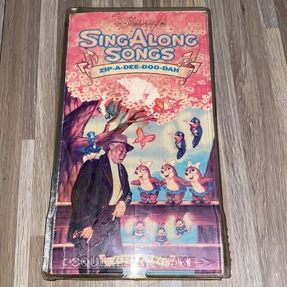 Disney Sing Along Songs Zip-A-Dee-Doo-Dah VHS Tape vintage nostalgia display 90s - Picture 8 of 8